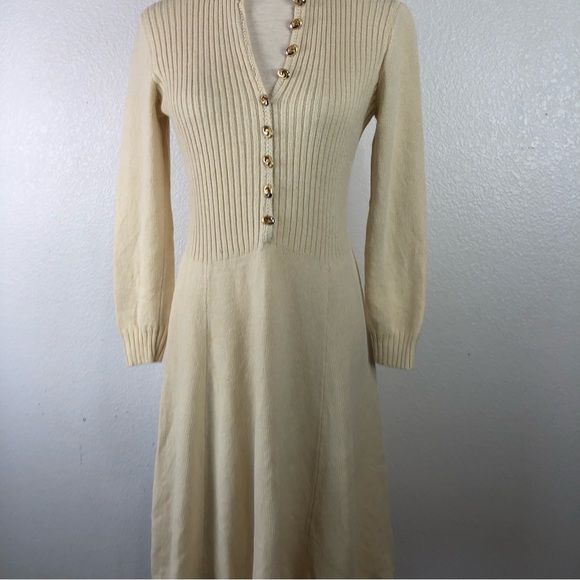 St. John Knits Vintage Cream Sweater Dress - Picture 6 of 14